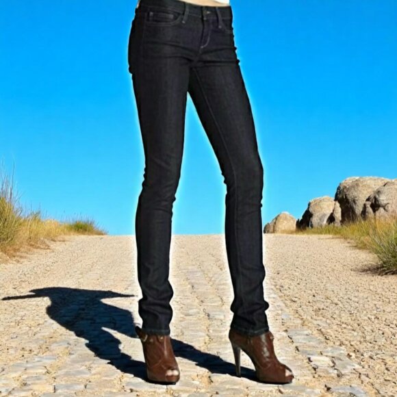 Joe's Jeans Cigarette Fit Jean in Tessa 25 - Picture 1 of 7